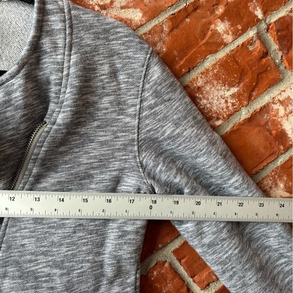 Matilda Jane Womens Medium Afternoon Drive Gray Knit Moto Blazer Jacket - Picture 6 of 8